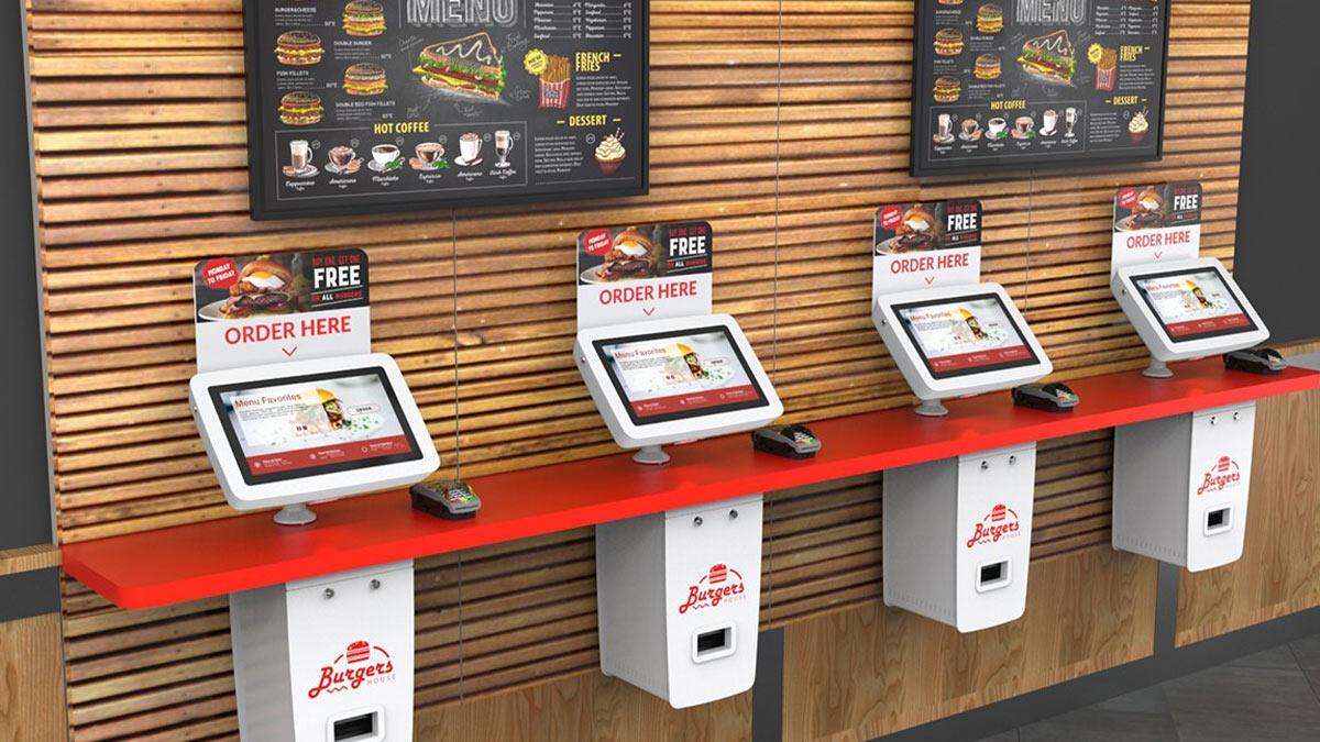 کدام کیوسک خطای سفارش را کمتر می‌کند؟